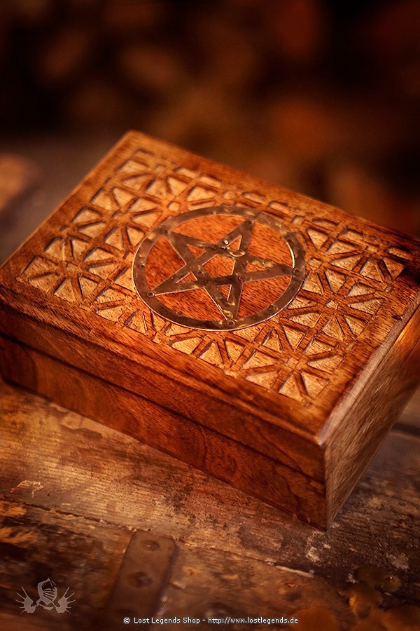 Altarkästchen mit Pentagramm aus Metal
