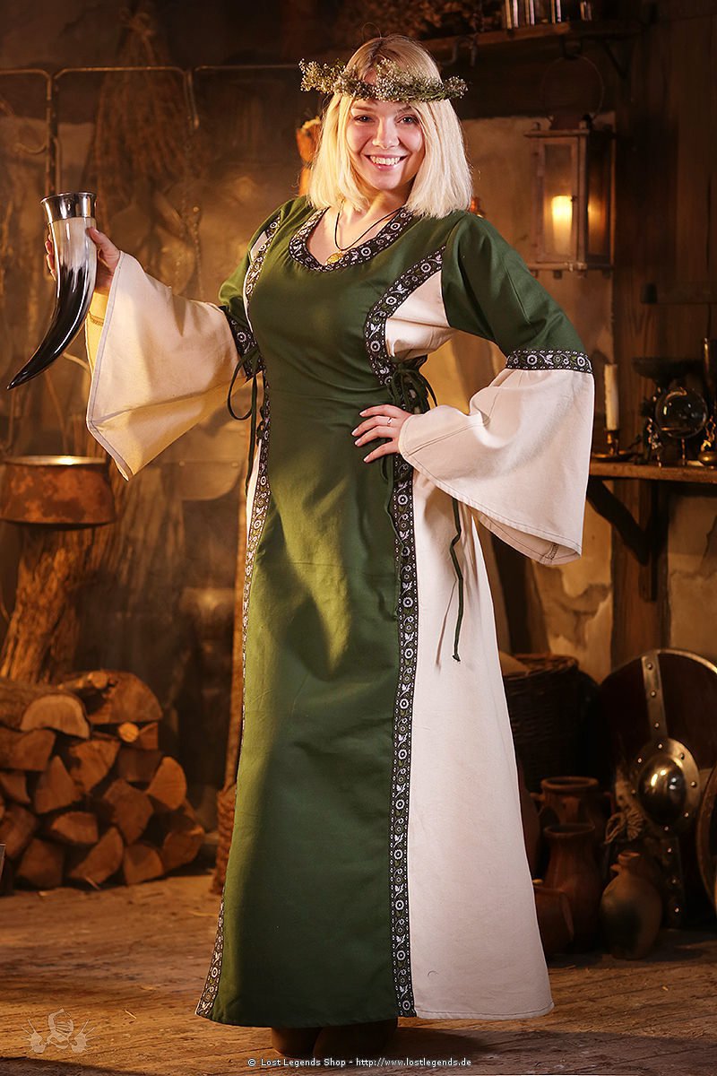 Medieval Dress Elizabeth