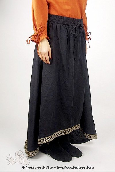medieval skirt with bordure