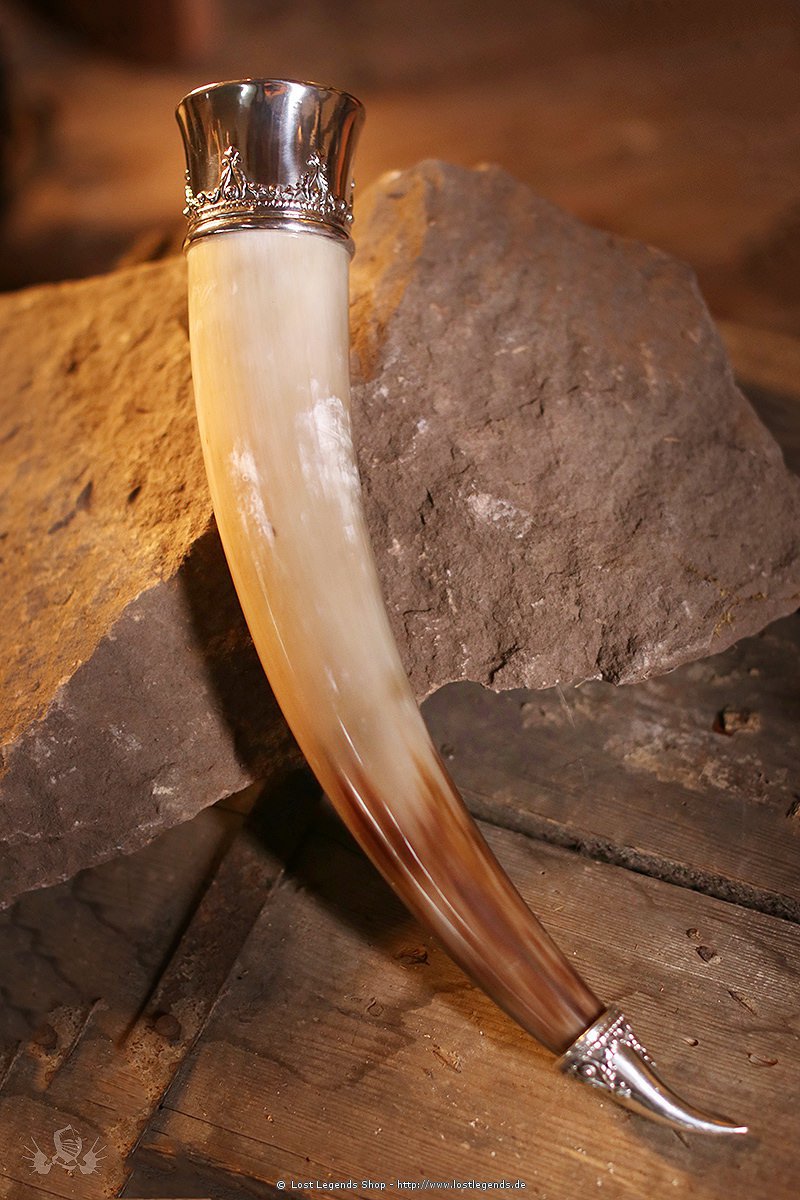 Renaissance Trinkhorn mit Spitze 0,4 Liter