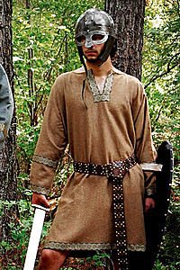 Braune Tunika aus Wollgemisch