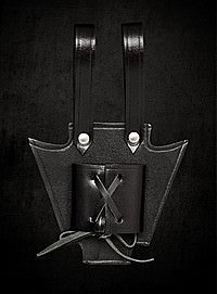 Dolchhalter aus Leder 