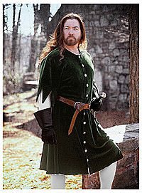 Gr�ne Samt-Tunika mit Zatteln