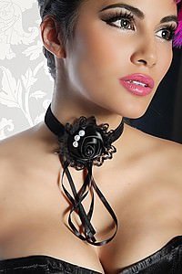 Halsband schwarz