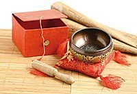 Klangschalen Set mit roter Box