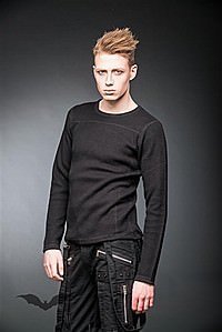 Klassischer gestrickter Pullover 