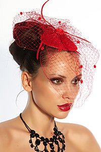 Minihut / Fascinator rot