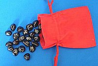 Runensteine aus Onyx 