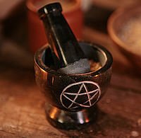 Gro�er Schwarzer Steinm�rser Pentagramm