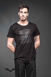 Schwarzes T-Shirt mit grauem Aufdruck