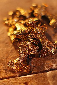Thors Hammer Amulet in Messing-Optik